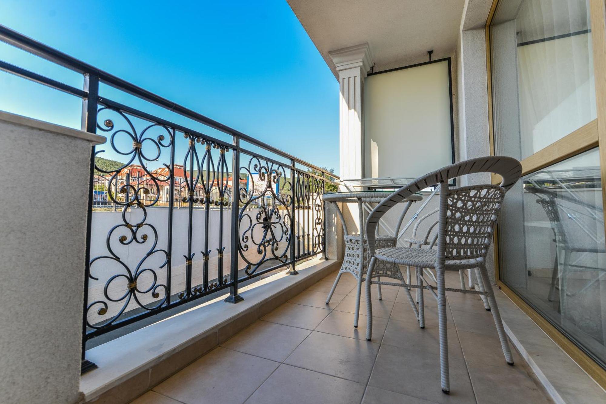 Villa Florence Boutique Apart Hotel Sveti Vlas Esterno foto